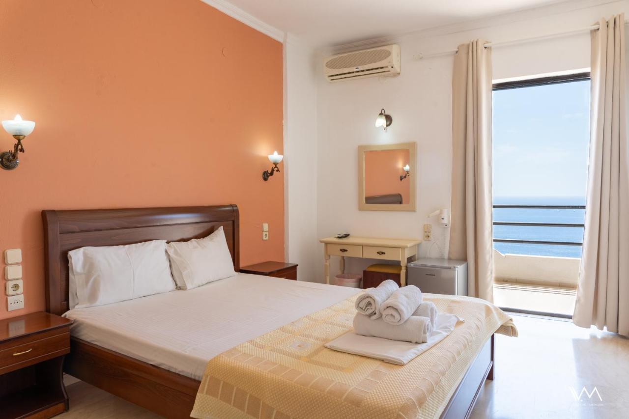Arilla Beach Hotel ペルディカ エクステリア 写真