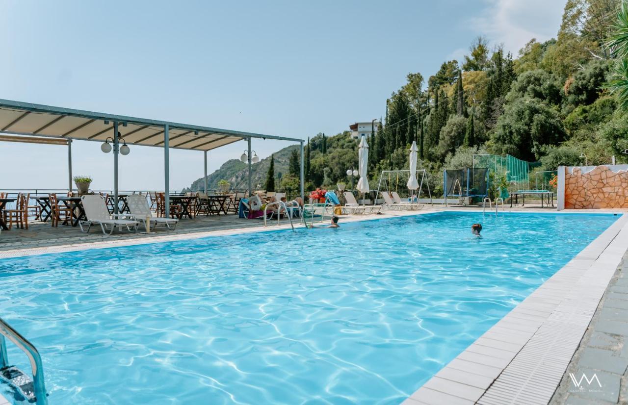 Arilla Beach Hotel ペルディカ エクステリア 写真