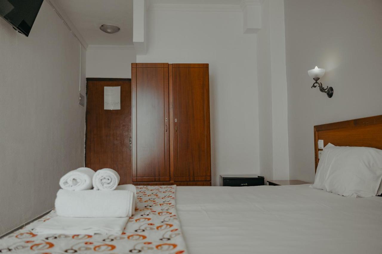 Arilla Beach Hotel ペルディカ エクステリア 写真