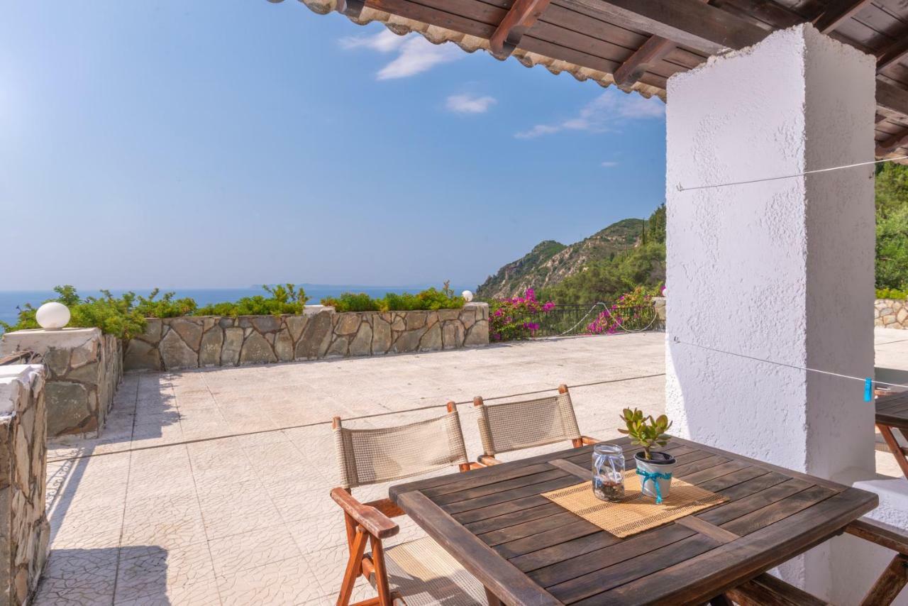 Arilla Beach Hotel ペルディカ エクステリア 写真